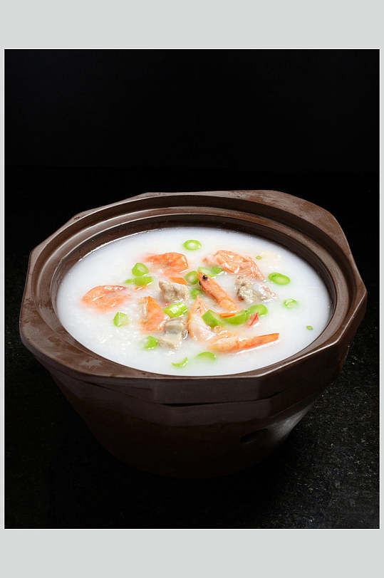 新鲜排骨虾砂锅粥的制作步骤和调料选择详解